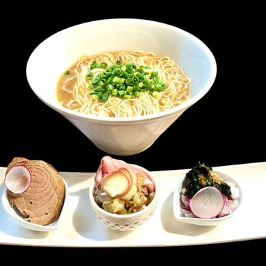 本鮪まぐろらあ麺　1,100円