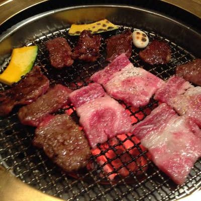 焼肉炭火亭>