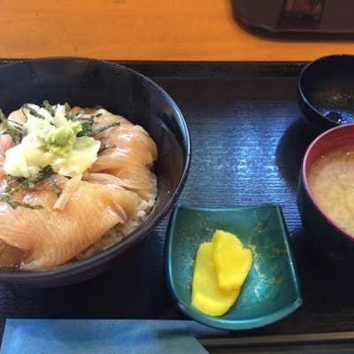 カンパチの漬け丼