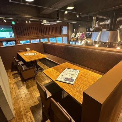 テーブル
