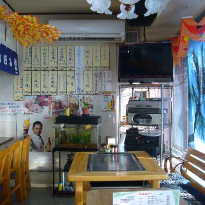 テーブル
