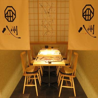テーブル