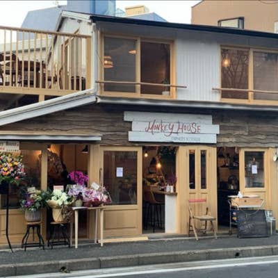 テーブル