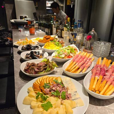 Buffets Receptions ビュッフェレセプション Buffets Receptions ビュッフェレセプション