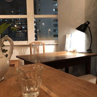 プレート　MOON COFFEE SALON 写真 : ムーン ミカ タカハシ コーヒー サロン （MOON mica