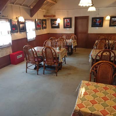 多摩CAFE! お気に入りカフェ&喫茶店76 けやき出版 川崎市多摩区】素敵すぎるお庭とログハウスに癒される♪中野島の