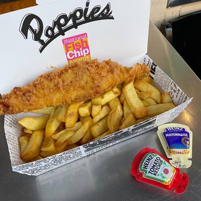  フィッシュ＆チップス のピーズ　英国限定発売　ピンバッジ付き ピカール公式】フィッシュフライ（マルチグレイン） 冷凍 8個入
