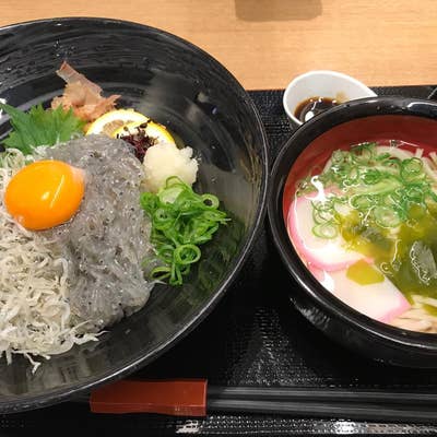 SEALAS FACTORY（シーラスファクトリー）（横川/しらす丼