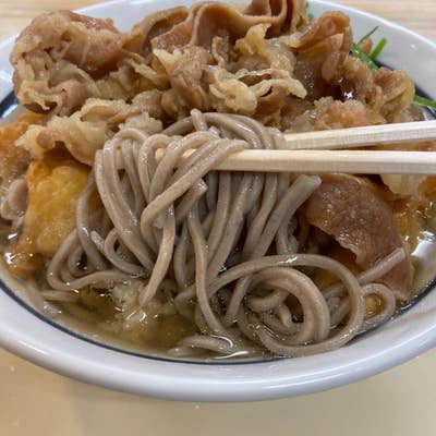 饂飩 鶴丸饂飩本舗 谷町1丁目店（谷町・谷町四丁目/うどん） - Retty