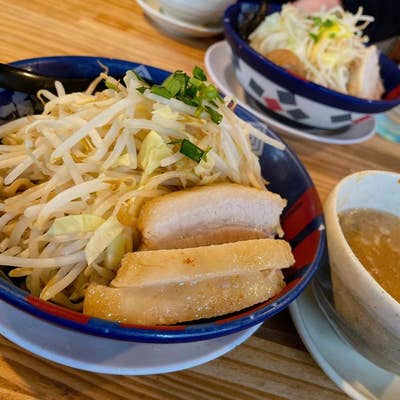 太一商店のどんぶり
