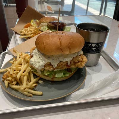 ハンバーガー　プロフ必読 肉の日