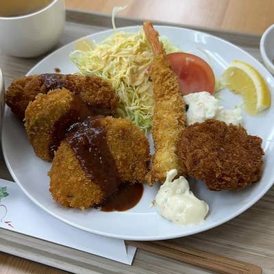 なべさん家専用 肩書き以上の満足感にあふれる洋食屋さん、なべさん家(堺市西区
