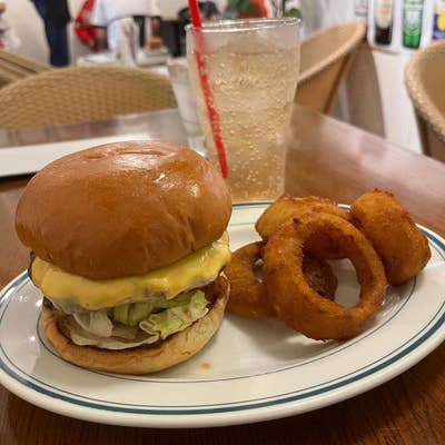 Burger JO's 元町店(【旧店名】Kope Lani)（元町・中華街