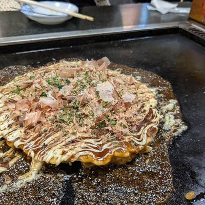もんじゃ焼き 世界初！！『もんじゃ 自販機』冷凍もんじゃ焼きを自動販売機で