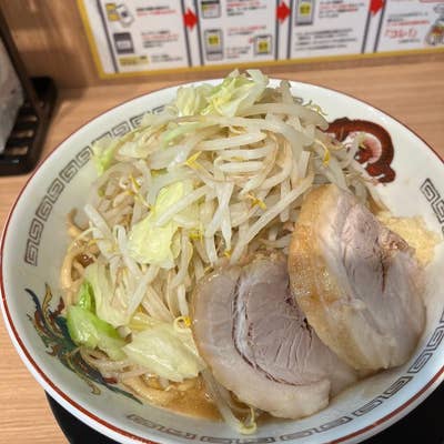 ラーメン豚山 十三東口店（十三/二郎系ラーメン） - Retty
