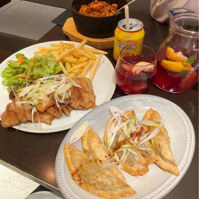 韓国料理 2 日本語版 📍阪急梅田駅から徒歩2分 【梅田韓国料理と二色鍋 かん菜】さん