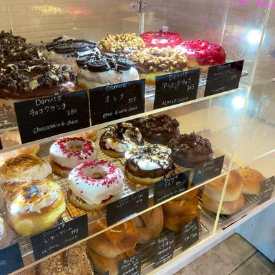 ( 'ω'o[注文賜ります]o ドーナツ TWO SEVEN-O DONUTS - Kitano Hakubaicho/Donut | Tabelog