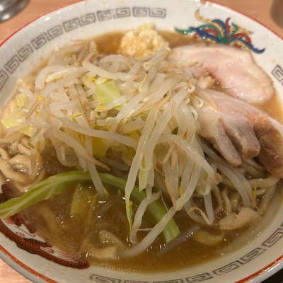 ラーメン豚山 十三東口店（十三/二郎系ラーメン） - Retty
