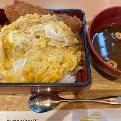 かつ満 JO-TERRACE OSAKA店（OBP/とんかつ） - Retty（レッティ）