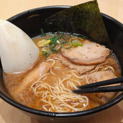 MEDICOM TOY - 大宮ラーメン rinrin99999👈関東のグルメを毎日紹介 世にも珍しい真っ白な