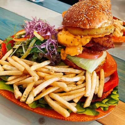 BURGER & COLA 38灯 バーガーアンドコーラ　MIYABI BURGER & COLA 38灯 バーガーアンドコーラMIYABI