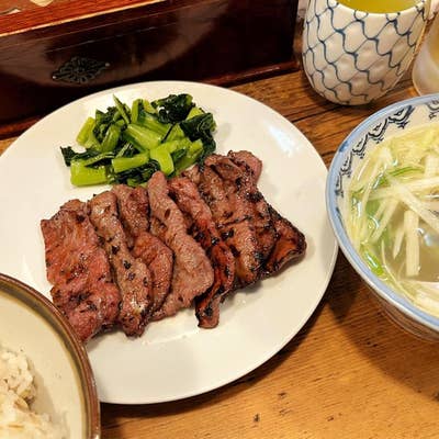牛タン様 お弁当 | 焼肉・ステーキ | 和牛焼肉と仙台ロゼ牛タンの厚切り
