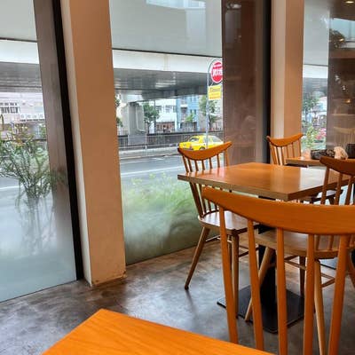COFFEE ROASTERY MEGURO（コーヒー ロースタリー メグロ）（元町