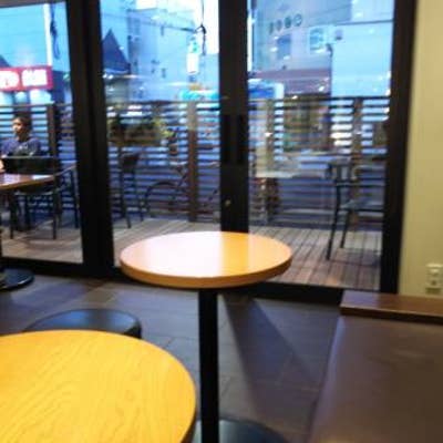 スターバックスコーヒー Plico神戸店 神戸駅 ハーバーランド周辺 カフェ Retty