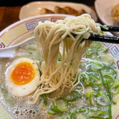 秀ちゃんラーメン とんぼ店(警固/ラーメン) - Retty