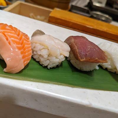 立食い寿司 根室花まる Food Time Isetan Yokohama店 横浜西口周辺 回転寿司 Retty