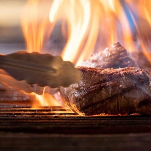 [公式] 熟成和牛ステーキ グリルドエイジング・ビーフ横浜店