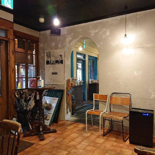 【中古】 異国料理京の店 エスニック・グルメ大集合/京都新聞出版センター/京都新聞社 異国料理京の店 エスニック・グルメ大集合 中古本・書籍