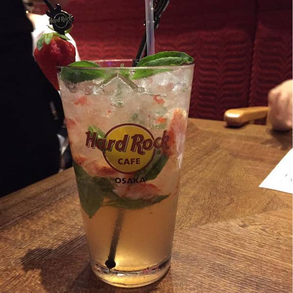 GLAY x ハードロックカフェUSJ店コラボピン （ハードロック