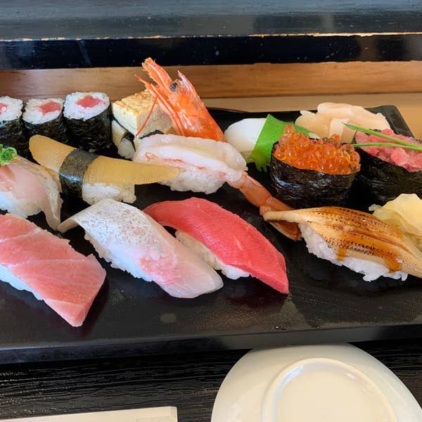 すしざんまいです！ Toshikatsu Kandaさんの口コミ （ランチ）：すしざんまい 亀戸店