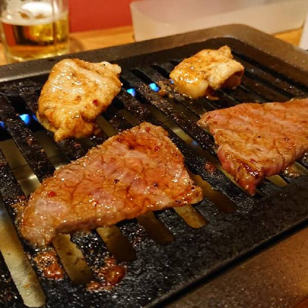 FRP うし オブジェ 店舗什器 看板 人形 焼き肉 肉屋 レストラン 飲食店 楽天市場】精肉店の主人ブッチャー 大きい オブジェ 入口