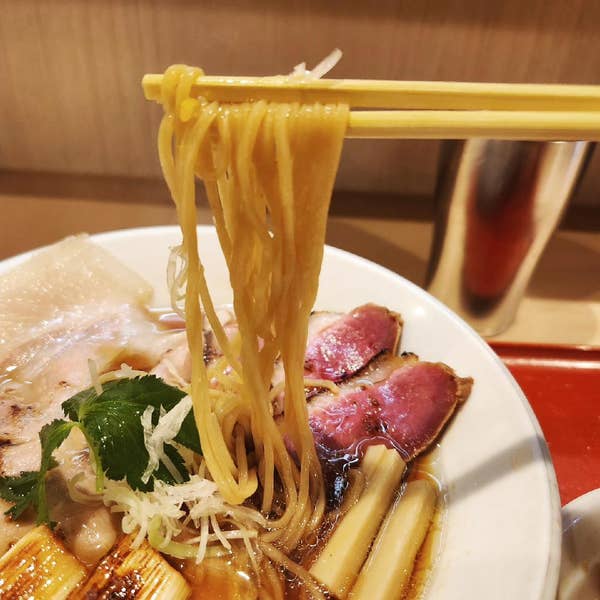 燃えよ麺助 燃えよ麺助 - 福島 | ラーメンデータベース