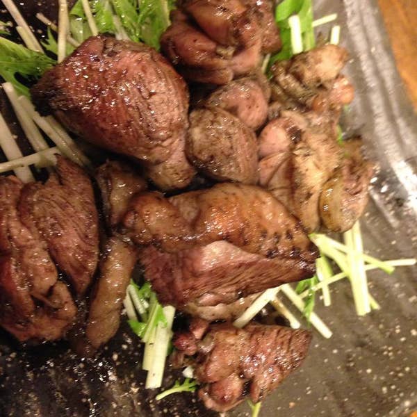 焼き鳥屋さうす 生冷焼鳥！鶏ひざ軟骨串30g【焼き鳥ケース特価】｜取扱商品