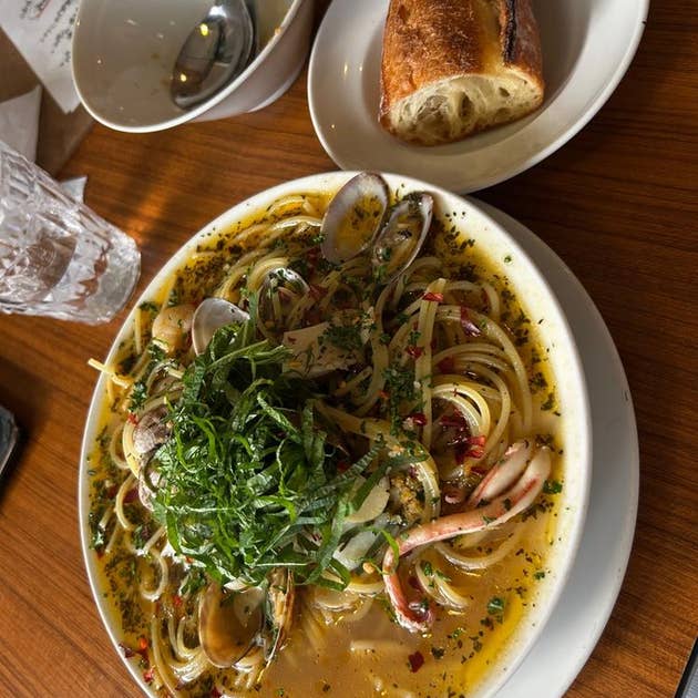 シモキタ洋麺店>