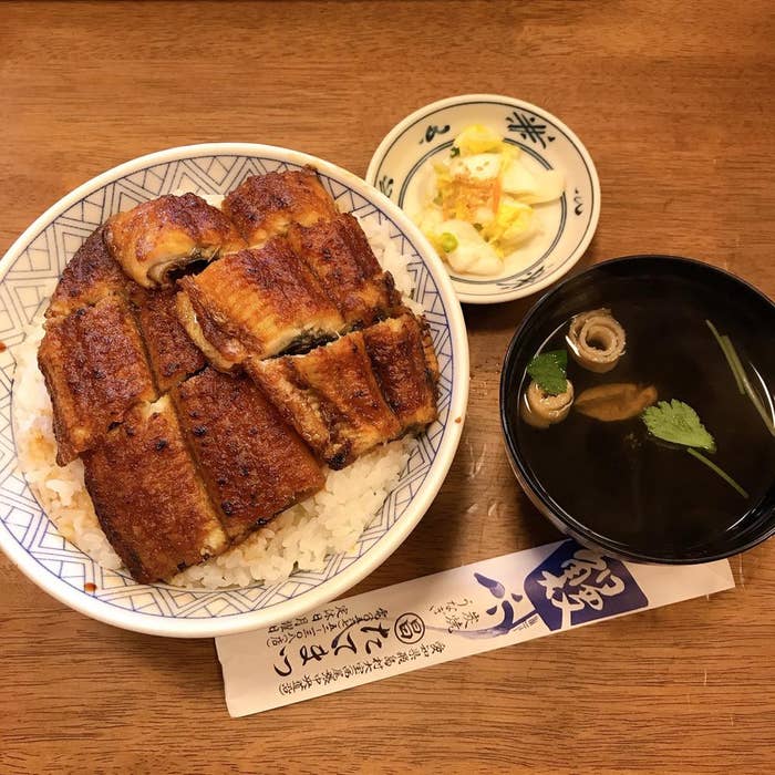 ひい様　生うなぎ　6尾 ひい様 生うなぎ 6尾 裂き