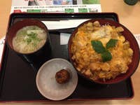 鶏三和 エクスパーサ御在所下り店 近くで名古屋コーチンの親子丼ならここかなということ 四日市
