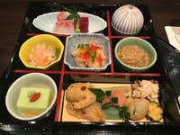なだ万 横浜店 身内の婚約で 先方のご両親と顔合わせ会食に利用 個 みなとみらい