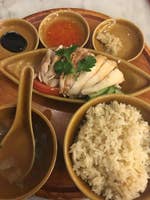 シンガポール海南鶏飯 赤坂店 赤坂actシアターで舞台を観た後は必ずと言っていい 赤坂 シンガポール海南鶏飯 赤坂店 赤坂actシアターで舞台を観た後は必ずと言っていい 赤坂