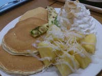 Hawaiian Pancake Factory イオンモール北戸田店 パンケーキ 生のフルーツとたっぷりの生クリーム パンケー 戸田