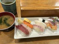 鮨処せきや 銀座の地下にある寿司屋で高コスパランチ 1000円 銀座
