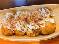 はなだこ Jr大阪駅と阪急梅田駅を繋ぐ新梅田食道街の入口に位 梅田