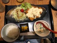 宮崎料理 万作 グランフロント大阪店 お昼ご飯を求めグランフロント南館7階へ宮崎調理の冷 梅田