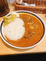 カレーライス専門店ブラザー 出張ランチ 季節物の牡蠣カレー 牡蠣がゴロっと４つ 高田馬場