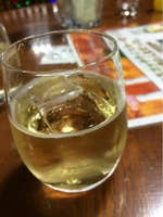 ニッカウヰスキー宮城峡蒸溜所 ウイスキーボンボンや牛タンジャーキー スナックモルトが美味しい O 青葉区 ニッカウヰスキー宮城峡蒸溜所 ウイスキーボンボンや牛タンジャーキー スナックモルトが美味しい O 青葉区