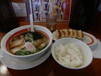 幸楽苑名取大手町店 時折小雨が降る中 きょうのランチはあっさり中華そば 名取 幸楽苑名取大手町店 時折小雨が降る中 きょうのランチはあっさり中華そば 名取