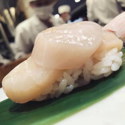 Hajime Yoshiokaさんのオススメ 立食い寿司 根室花まる Food Time Isetan Yokohama店 Retty 日本最大級の実名型グルメサービス